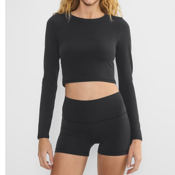 Aritzia Golden LIFE Atmosphere Hi-Rise 3" Short Black NEW Size 2 XS Gym Biker - Picture 1 of 5